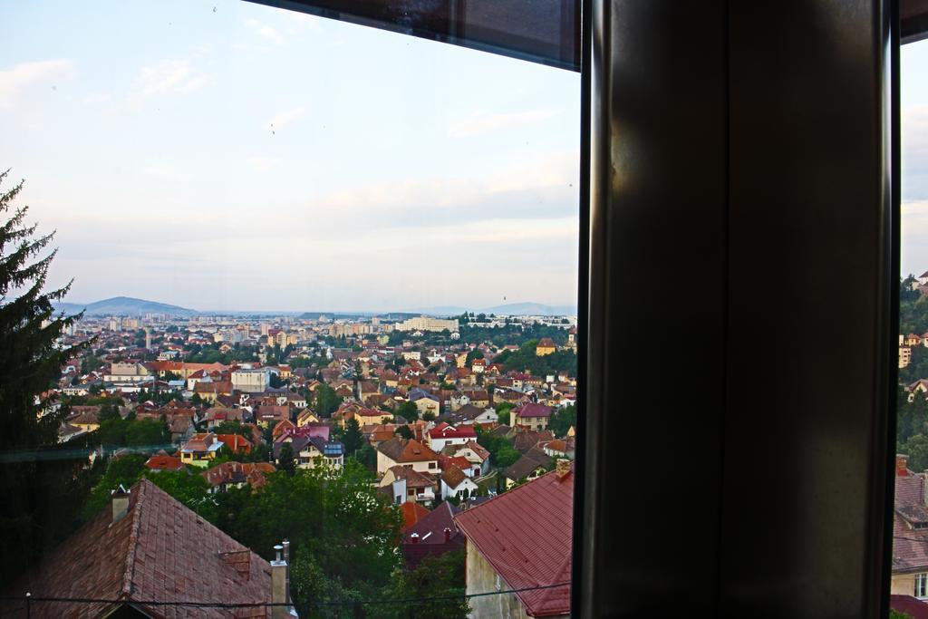 Hotel Esprit Брашов Экстерьер фото