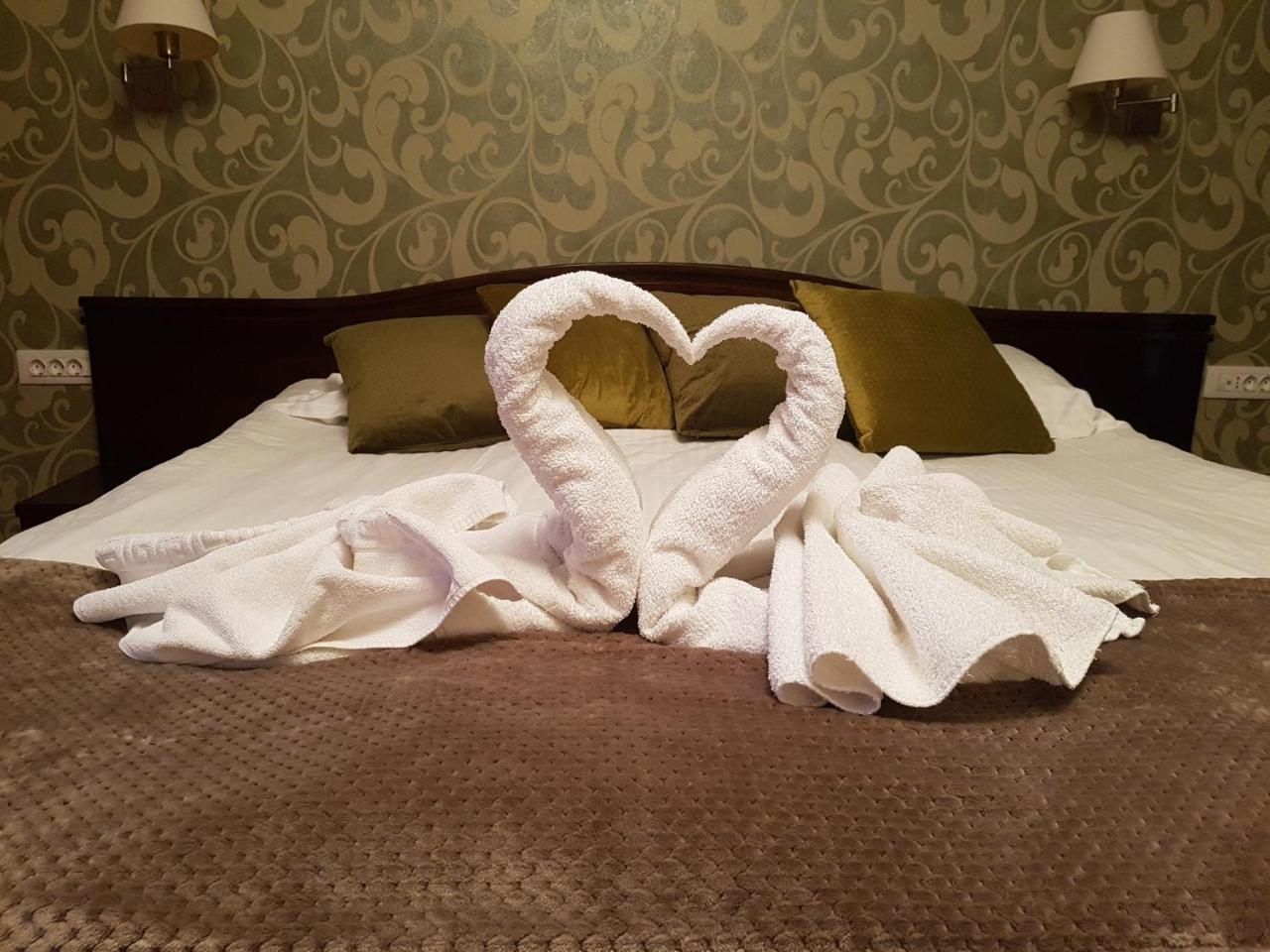 Hotel Esprit Брашов Экстерьер фото
